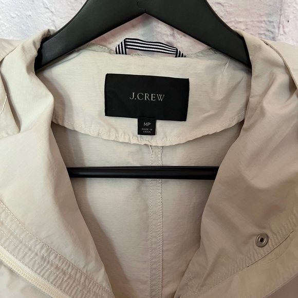 J.Crew lightweight, medium petite jacket - Picture 3 of 3